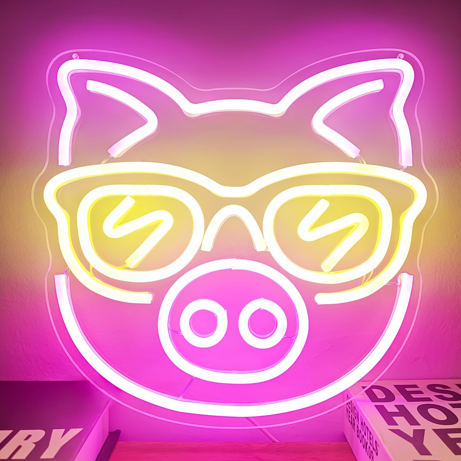 Pink Pig with Yellow Glasses N - огляд і ціна Outdoor Lighting Decor Ideas