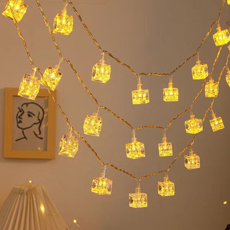 Multicolour Warm Ice Cube Stri - огляд і ціна Fairy Light Curtain